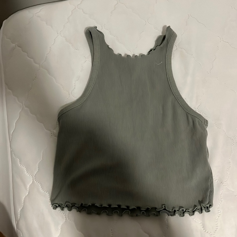 Green cropped tank top